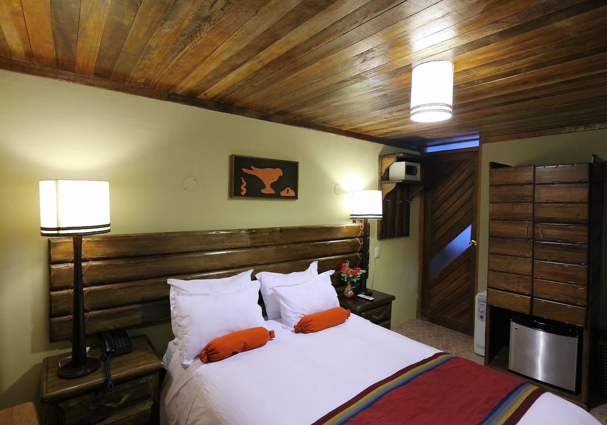 Hotel La Cabana Machupicchu Aguas Calientes ภายนอก รูปภาพ