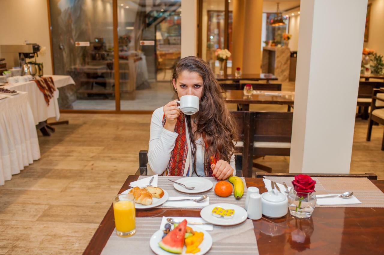 Hotel La Cabana Machupicchu Aguas Calientes ภายนอก รูปภาพ